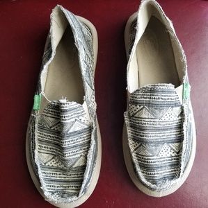 Sanuk Shoes